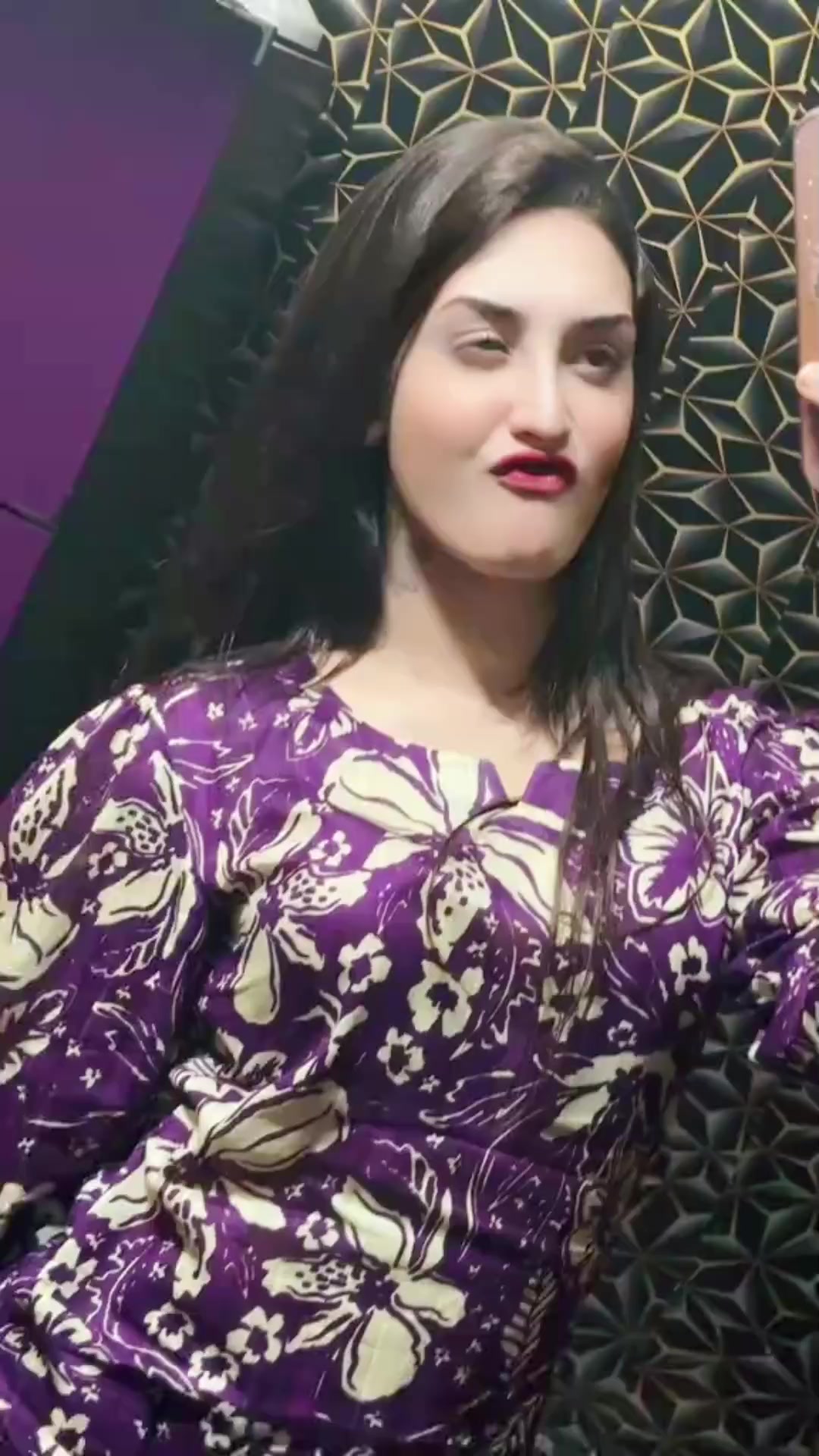@✨𝓘𝓽'𝓼 𝓫𝓵𝓸𝓷𝓭𝓮𝓽𝓸𝓻𝓲✨