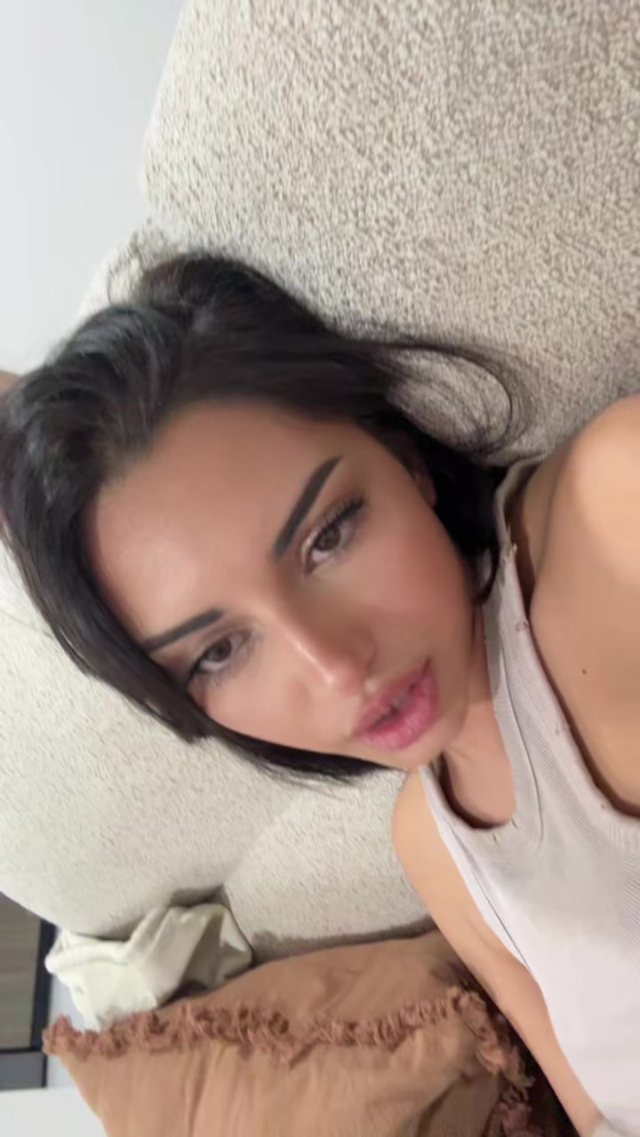 @Mel 🤍