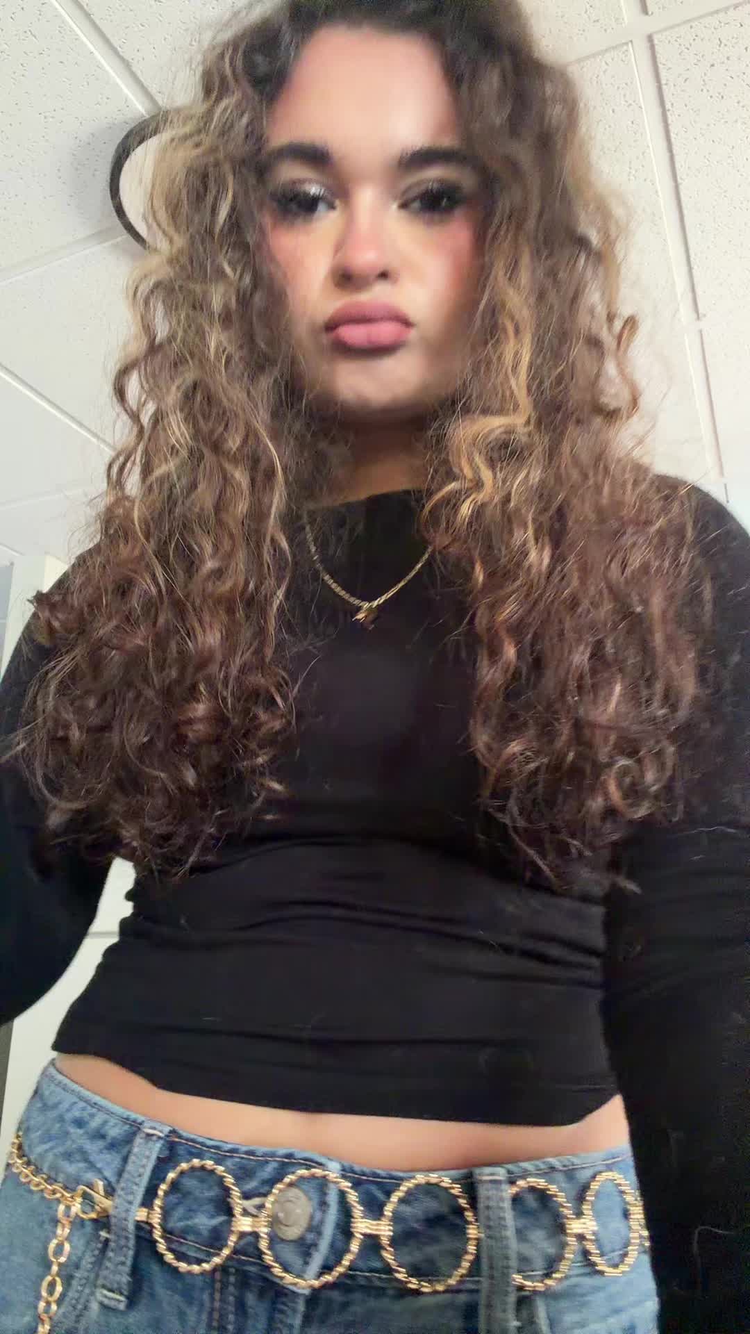 @TyraJade