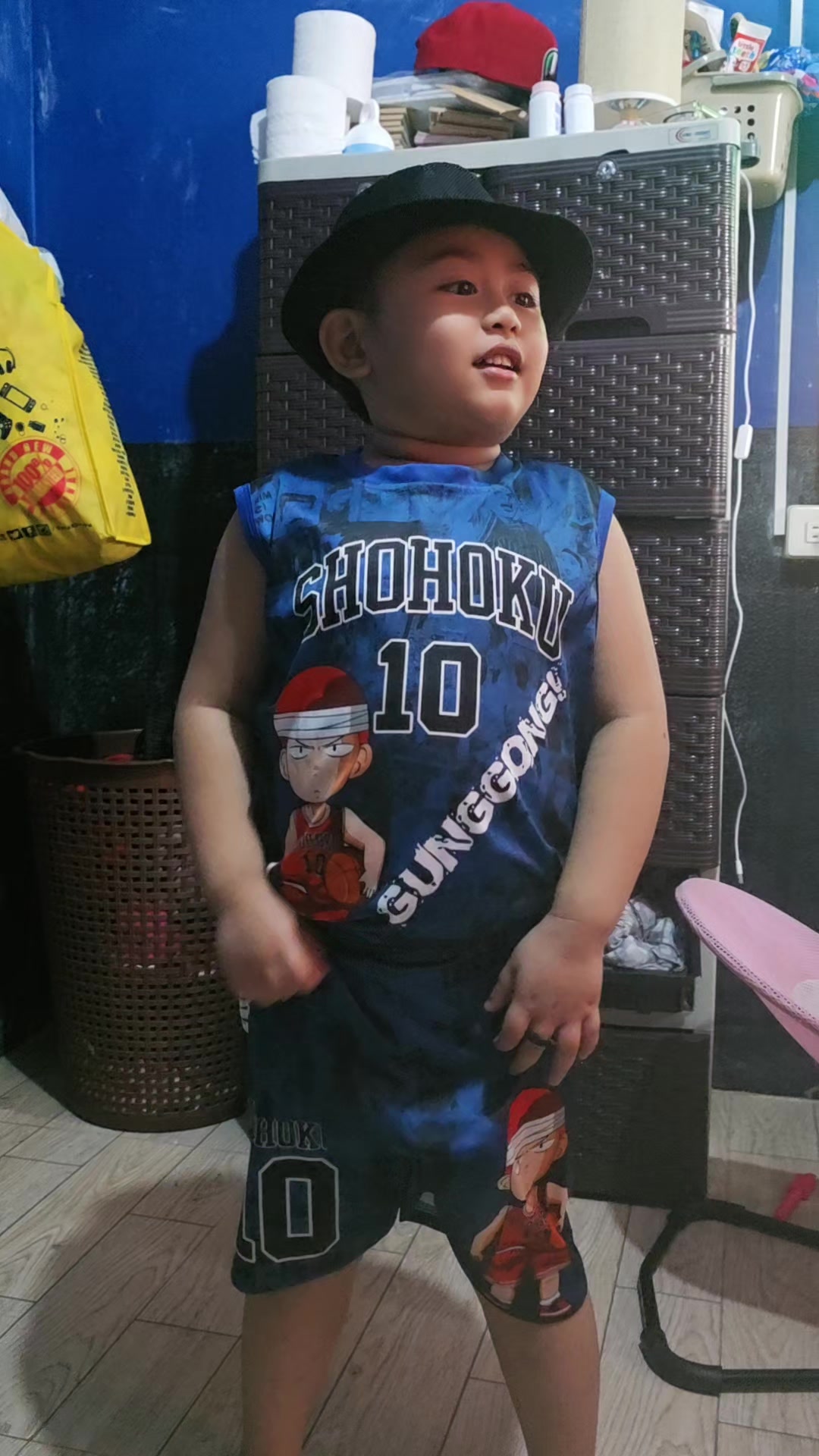 @windeokyonezukoALMARIO