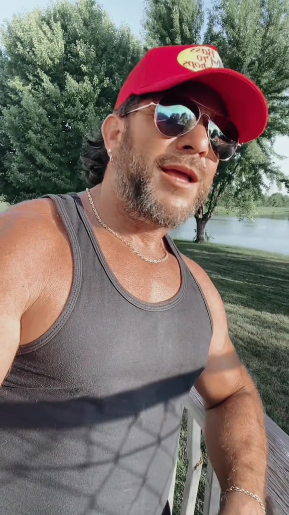 @BobbyMichaelJr
