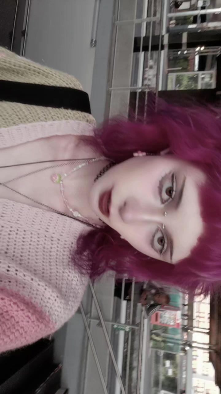 @rozemaryn 💜
