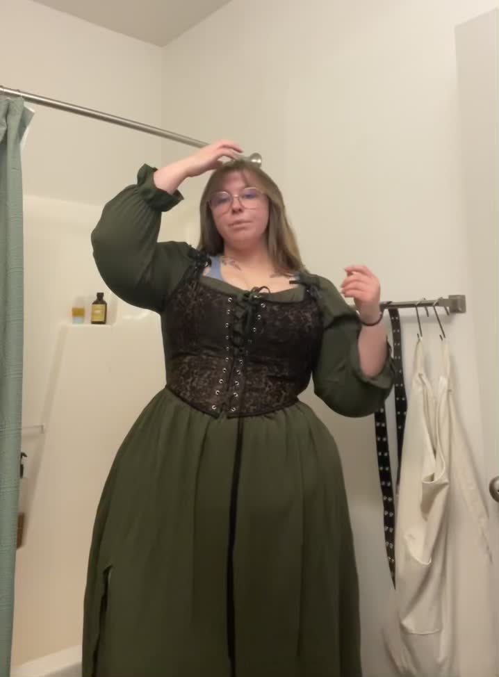 @peachydeluxx