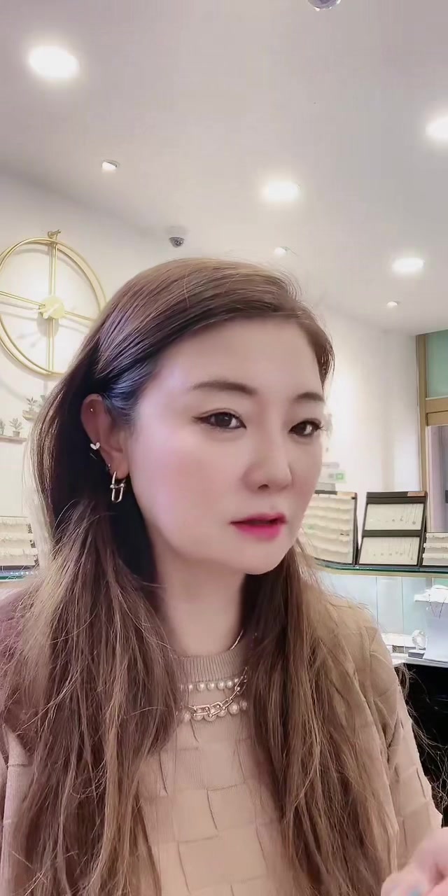 @골드언니금별