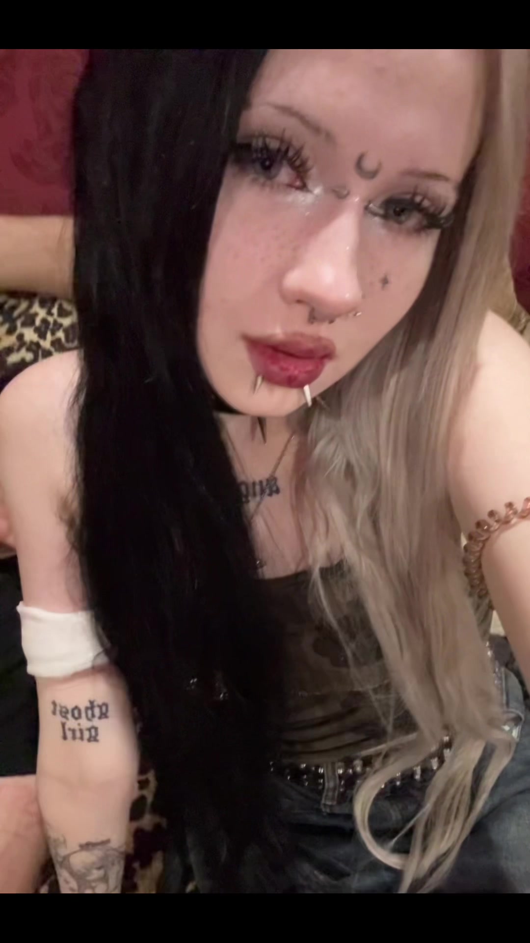 @тина