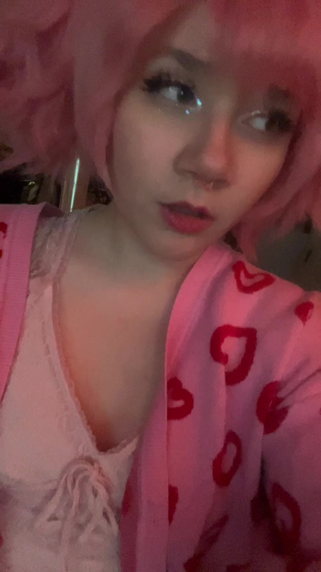@Bee