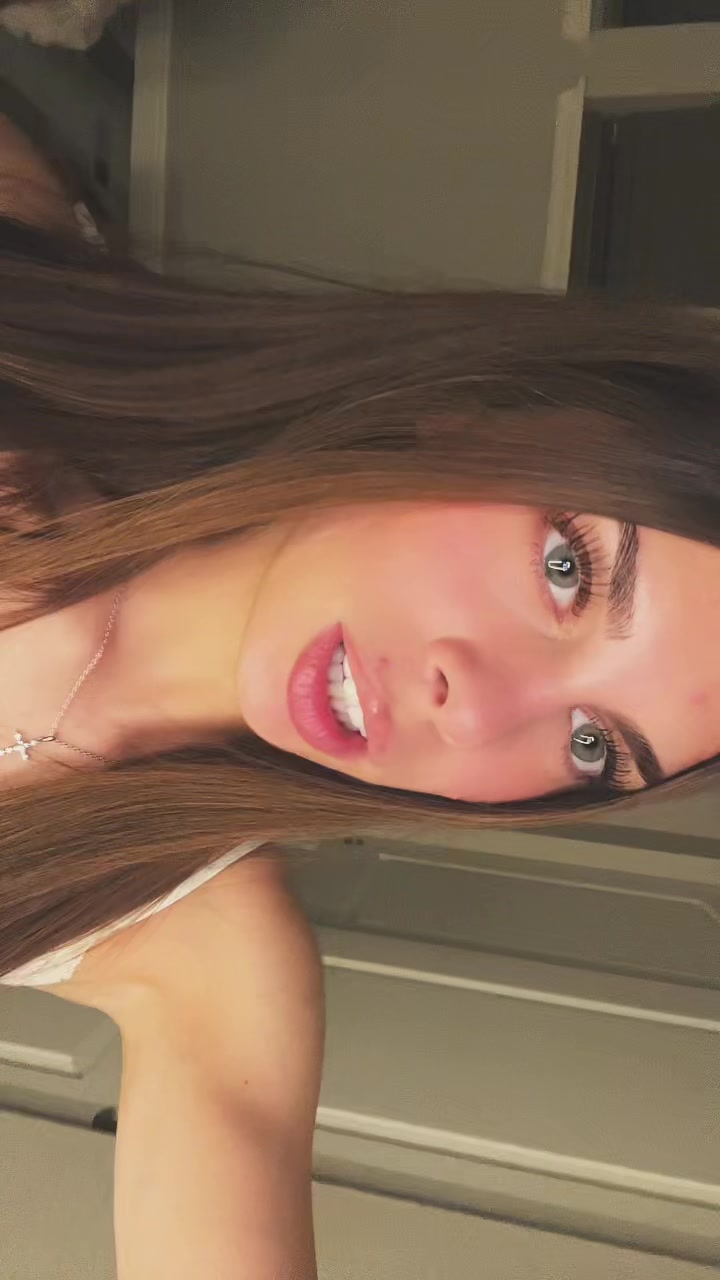 @👄