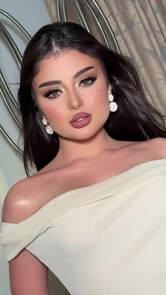 @وفاء ميك اب ارتست
