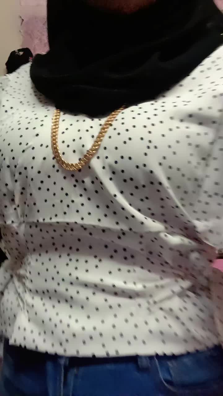 @ariana