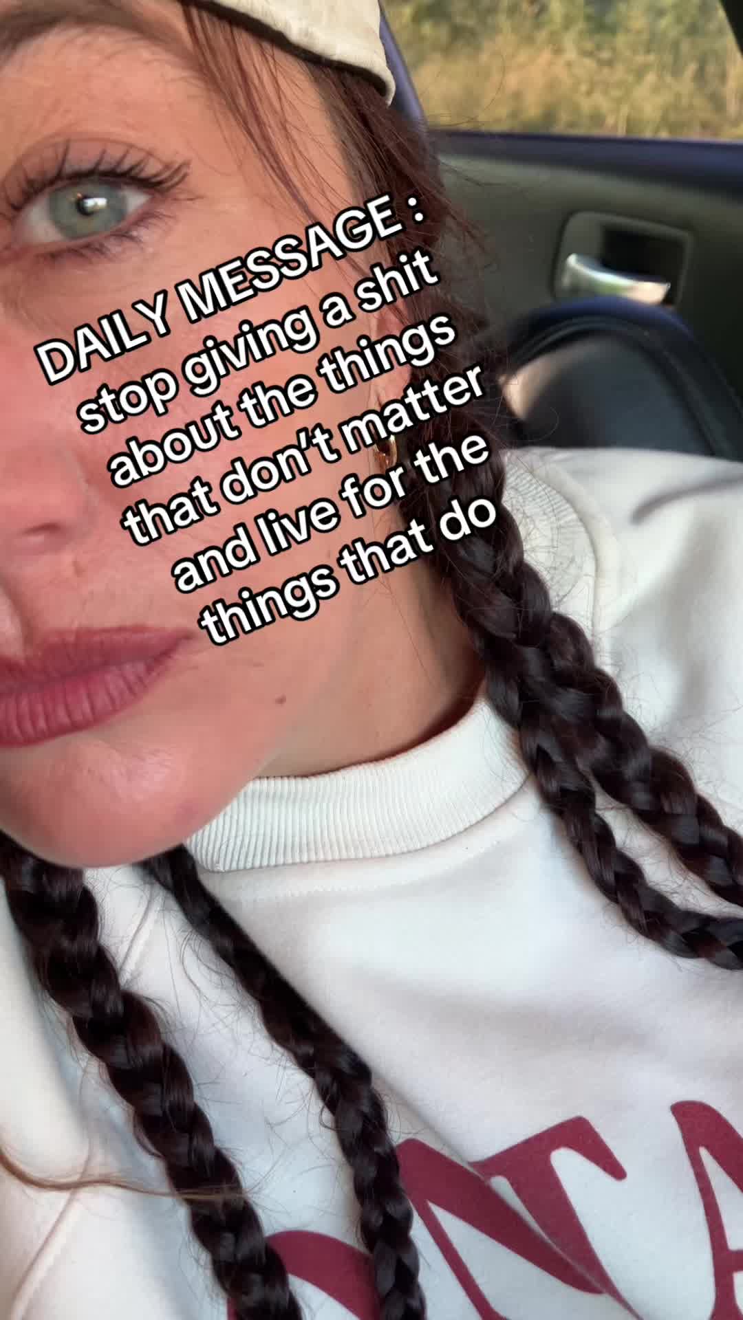@Laura Christina