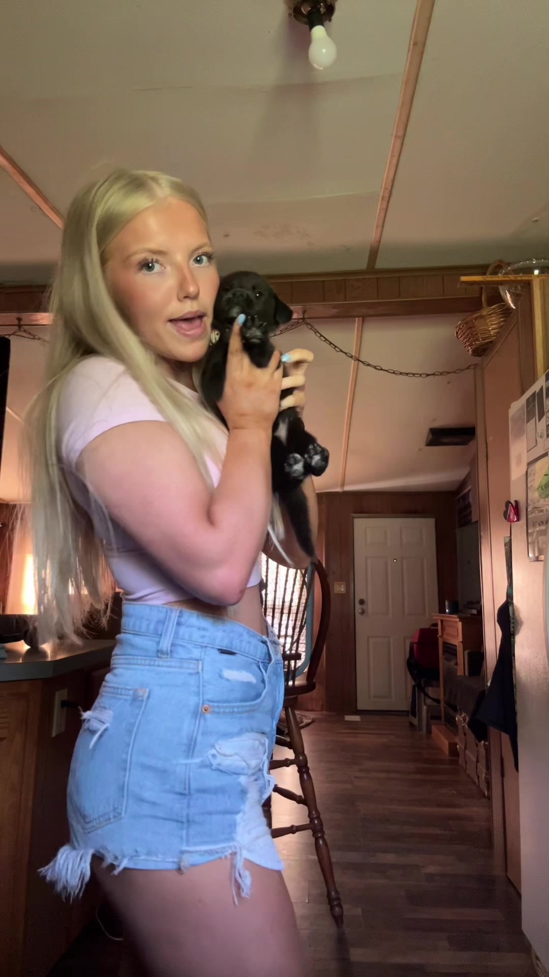 @👱🏼♀️
