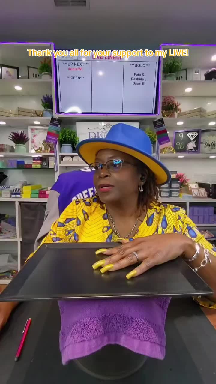 @💜DivineReveals (Tracee)💜