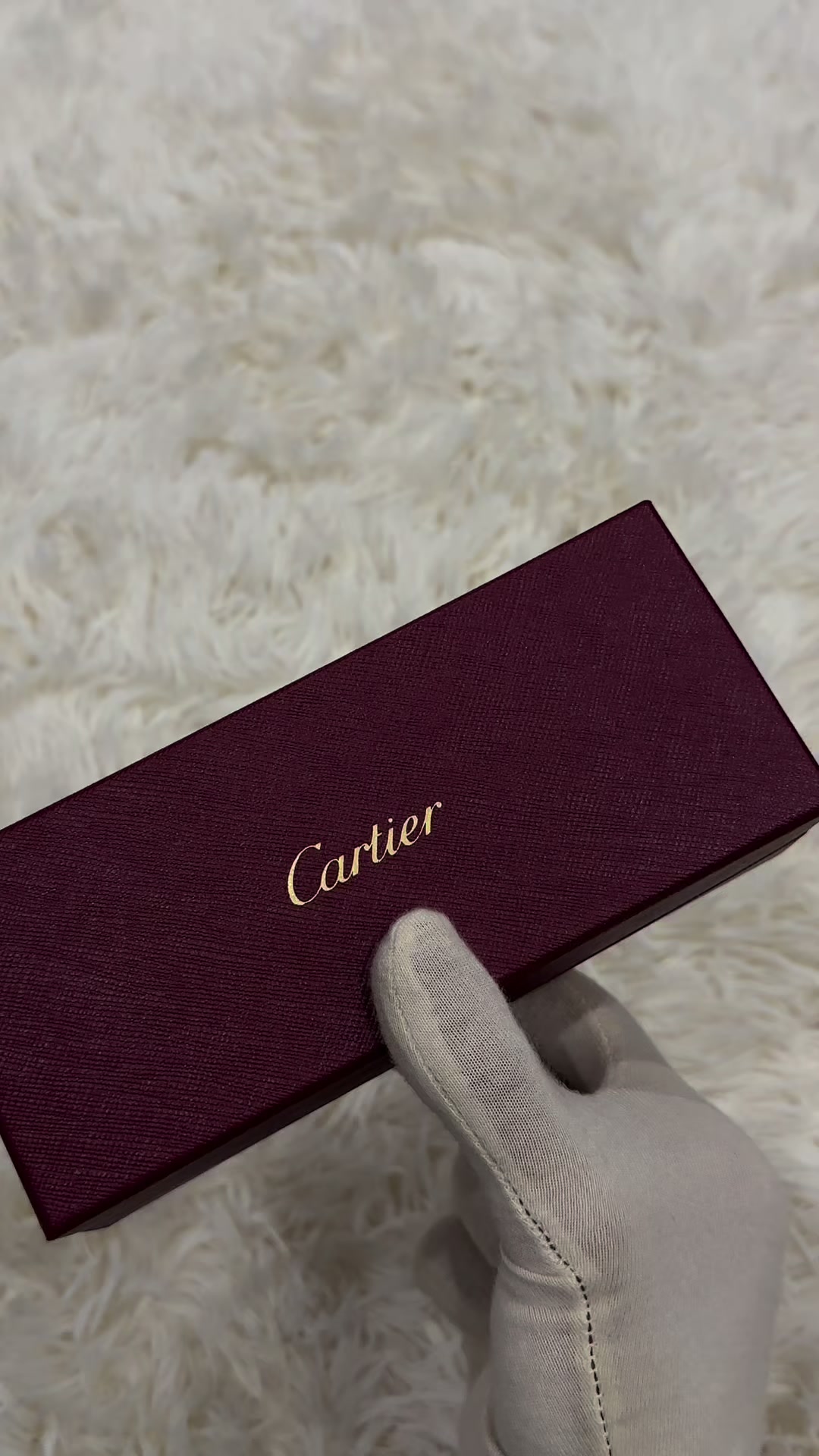 @LuxuryReps