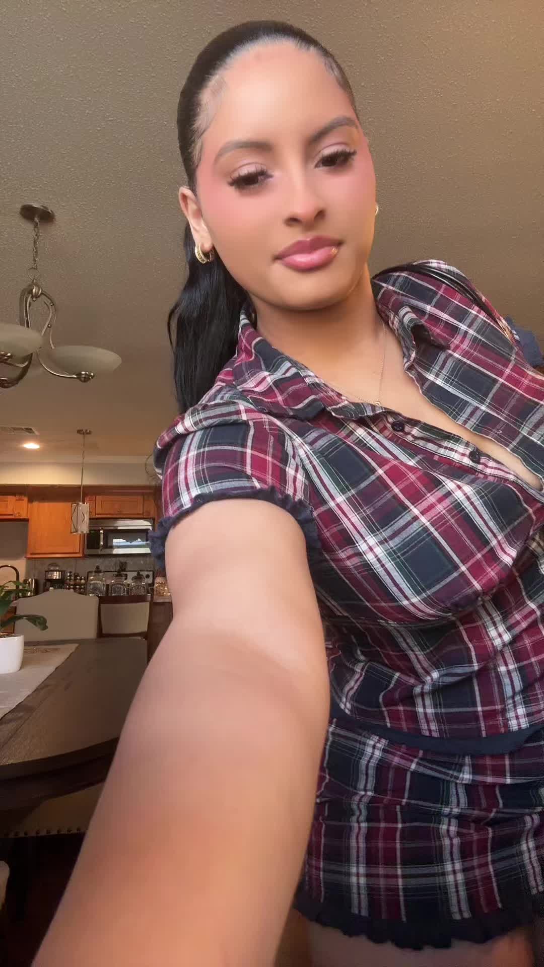 @Isabella ❦