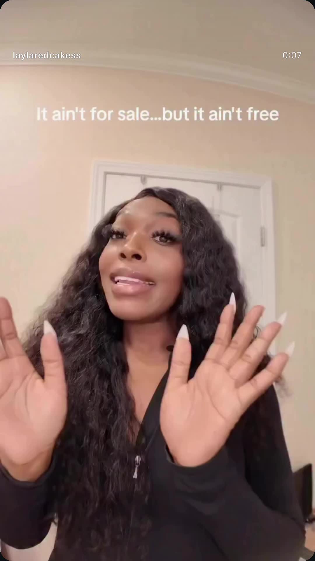 @LaylaRedCakes