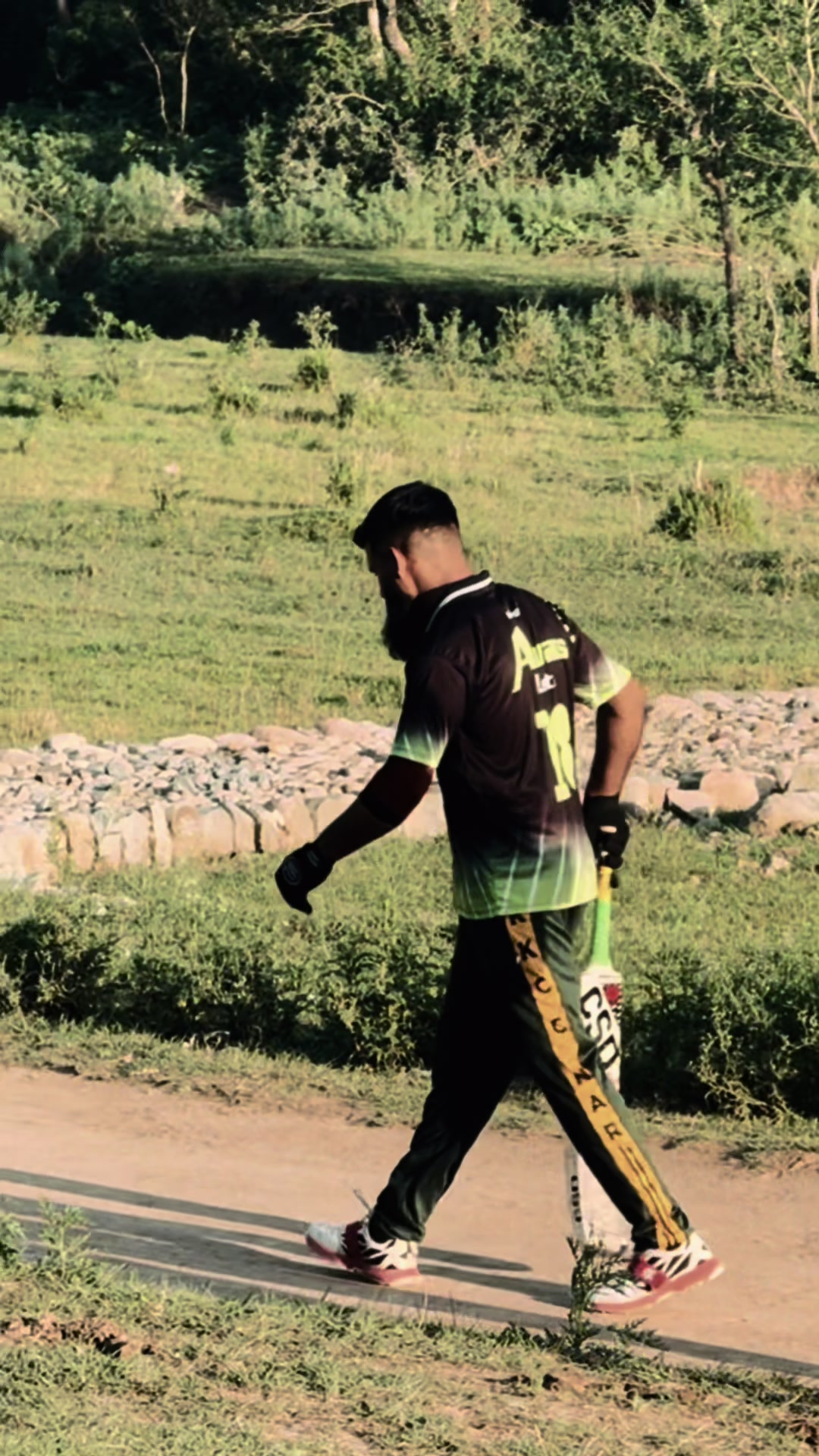 @AwaiS_LeFti✨🦅🖤