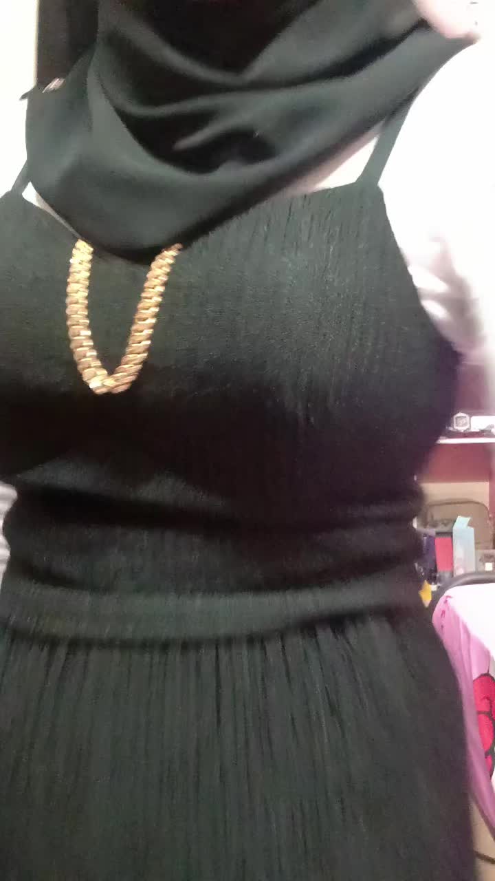 @ariana