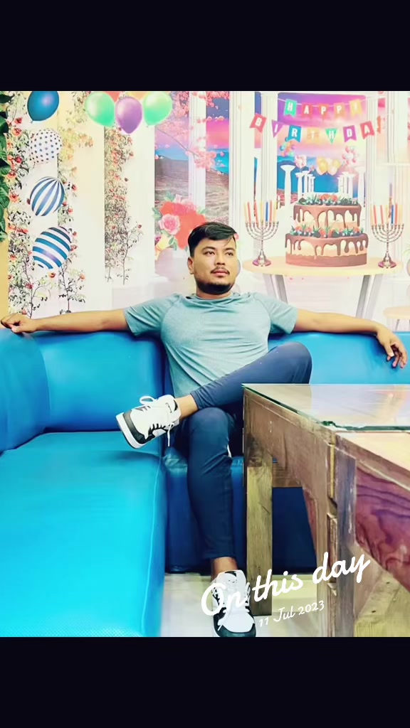 @माधव अधिकारी