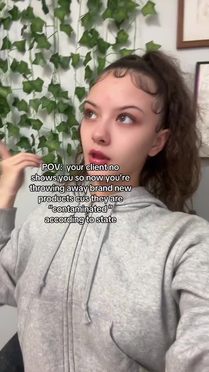 @4_urnailsonly