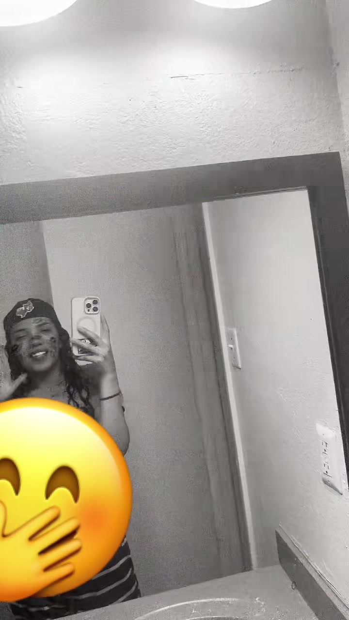 @miflacaa504