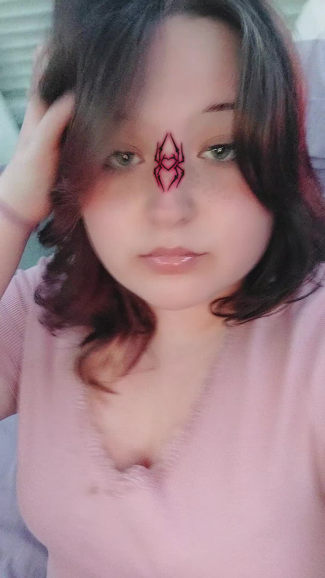 @Hi <3