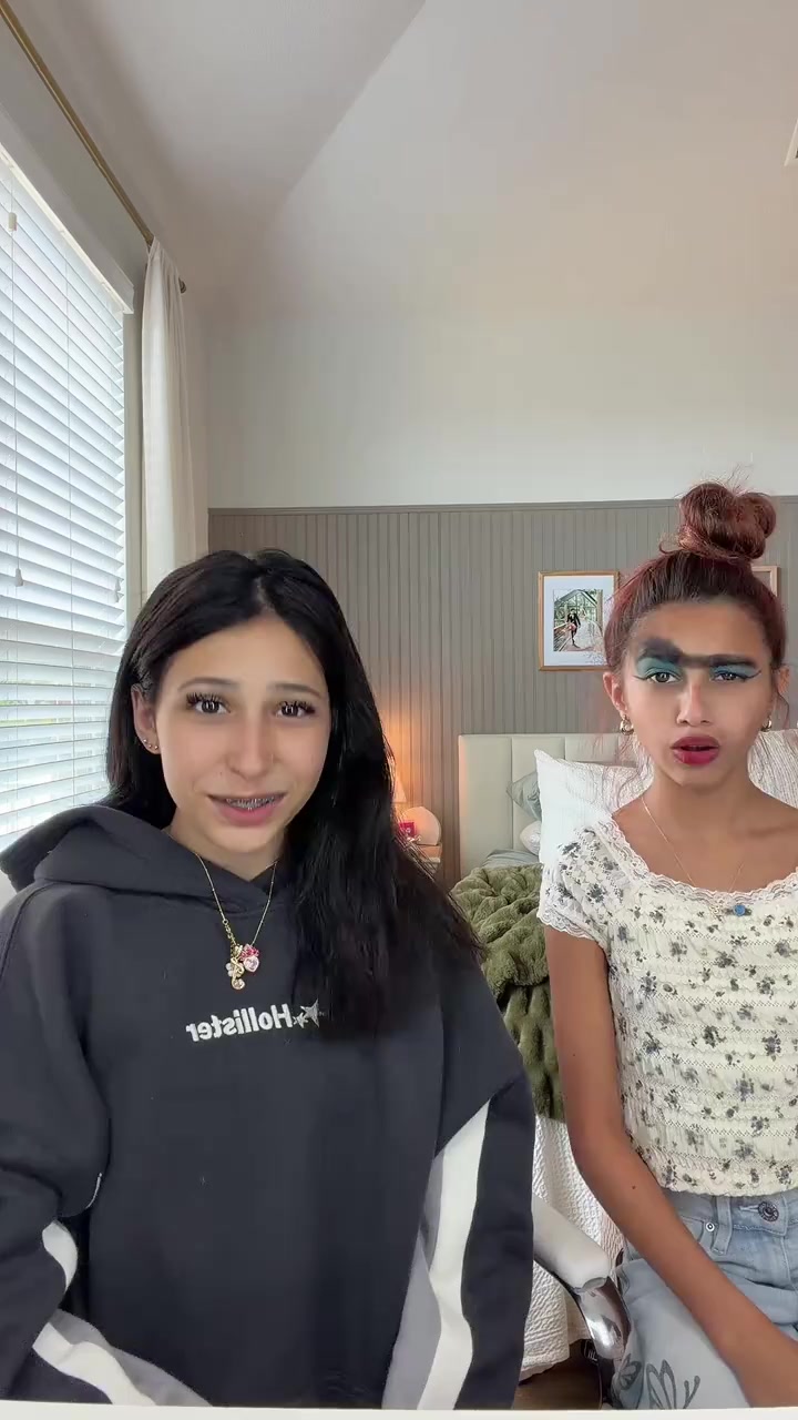 @𝓘𝓿𝔂 𝓳𝓸𝓷𝓮𝓼