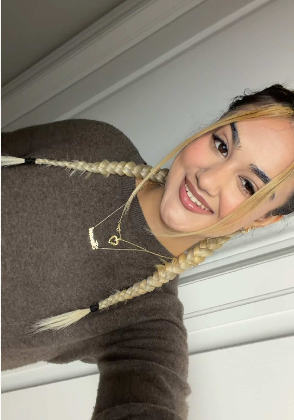 @T