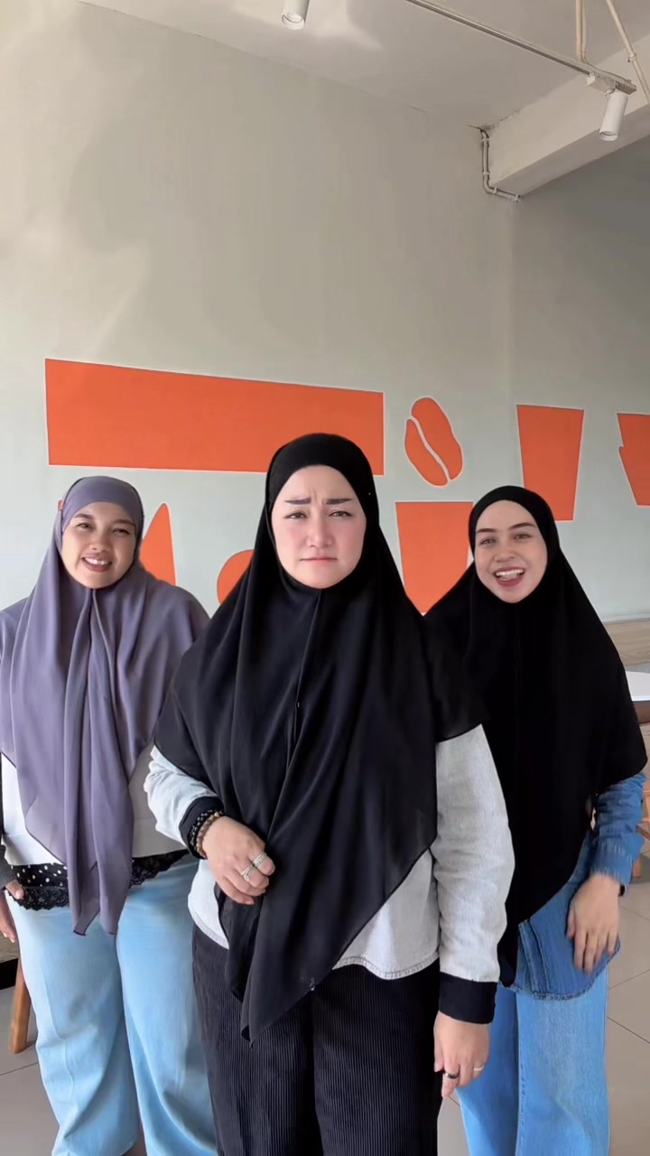 @Hani Hanifah🦋