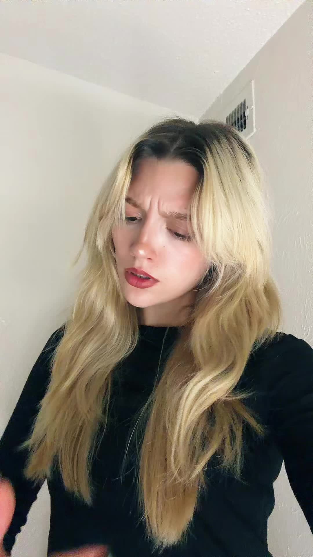 @kyra ✮⋆˙
