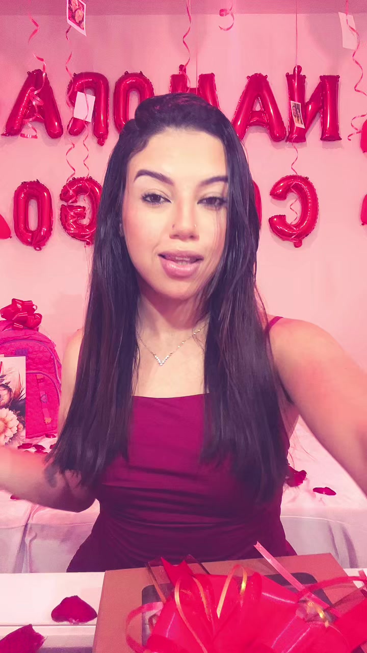 @•EMILLY•
