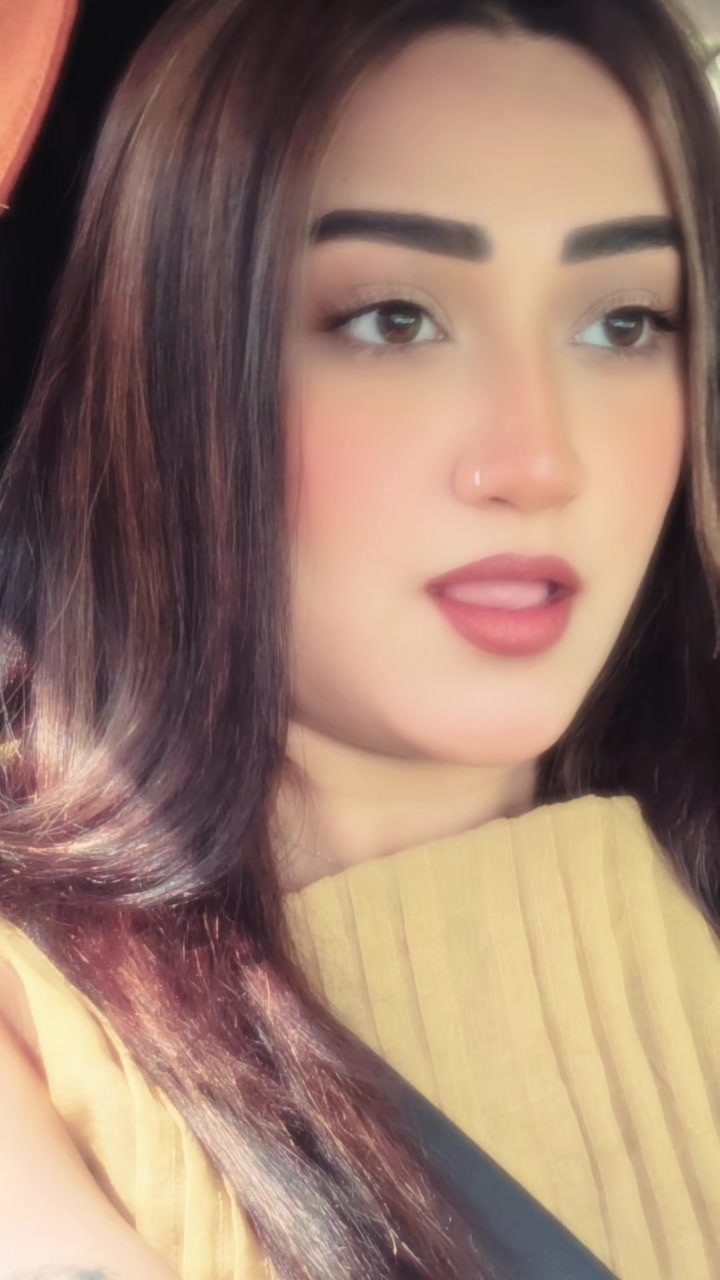 @hina khan