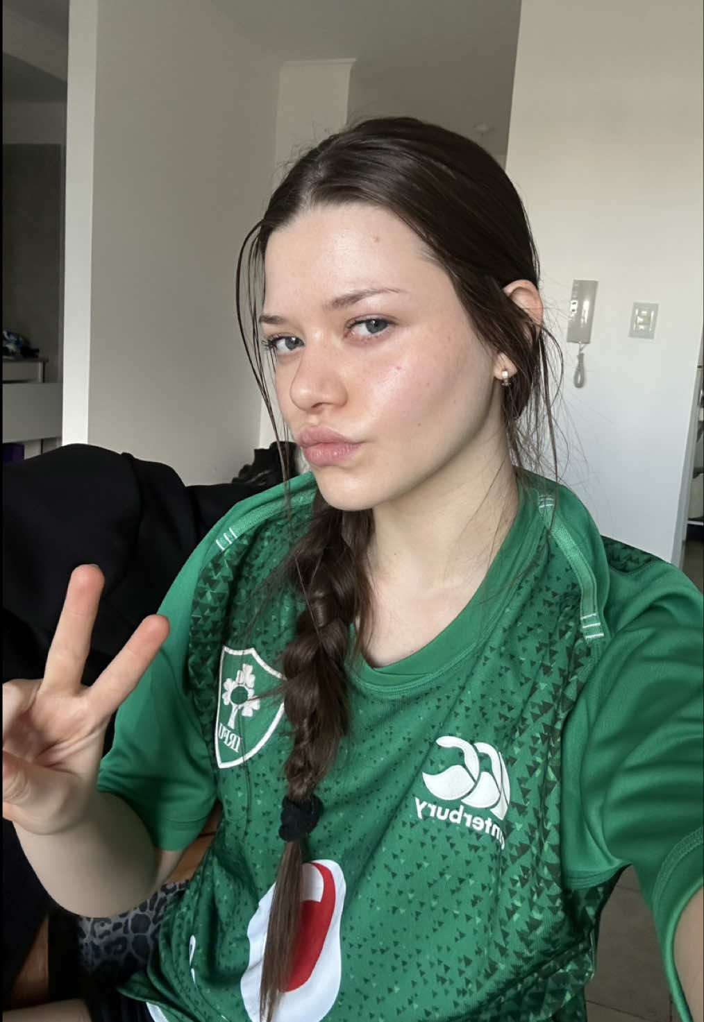 @Laragff