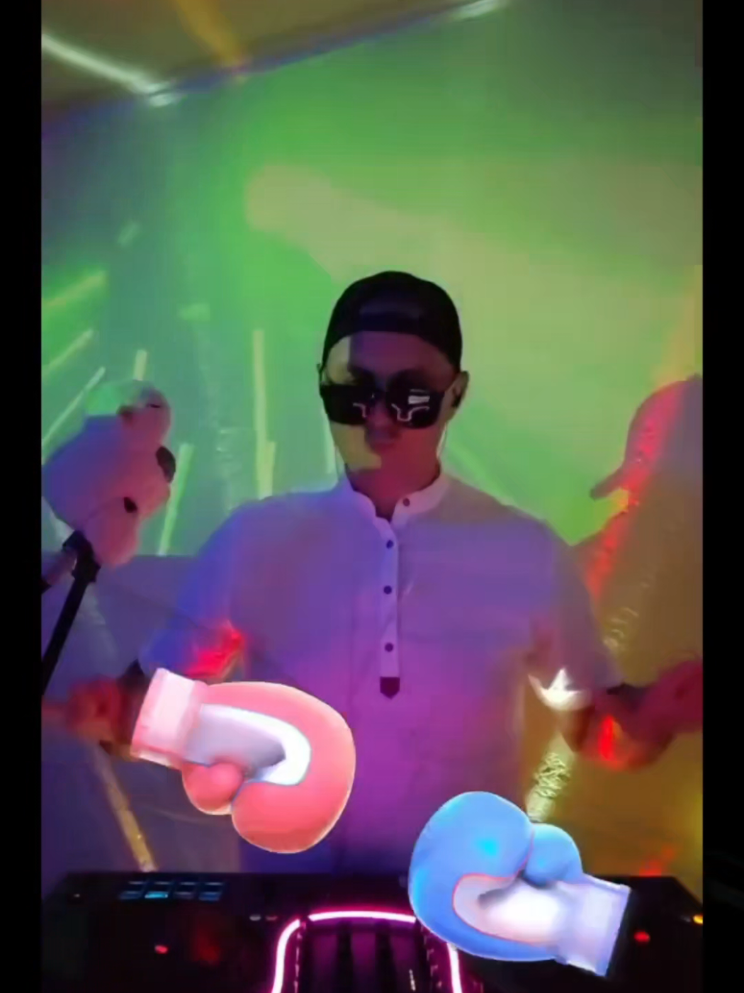 @๐
ณ๐
น ๐
ผ๐
พ๐
๐
ธ๐