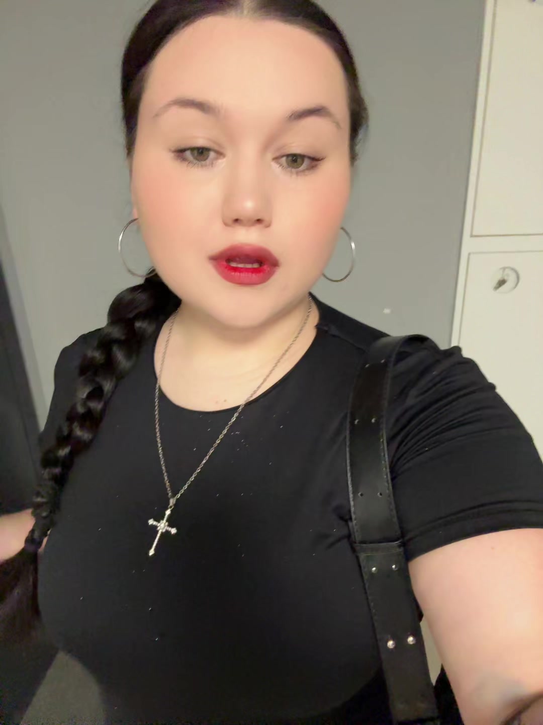 @янасолях 🪳@