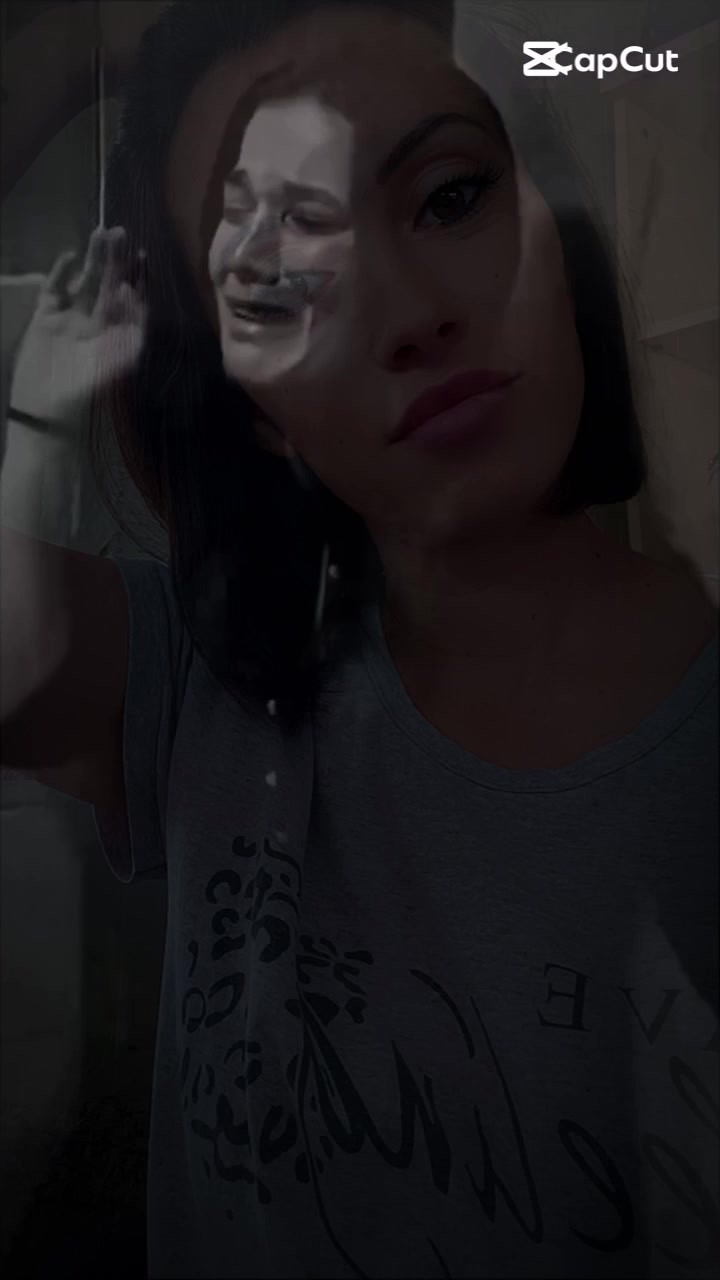 @🦋