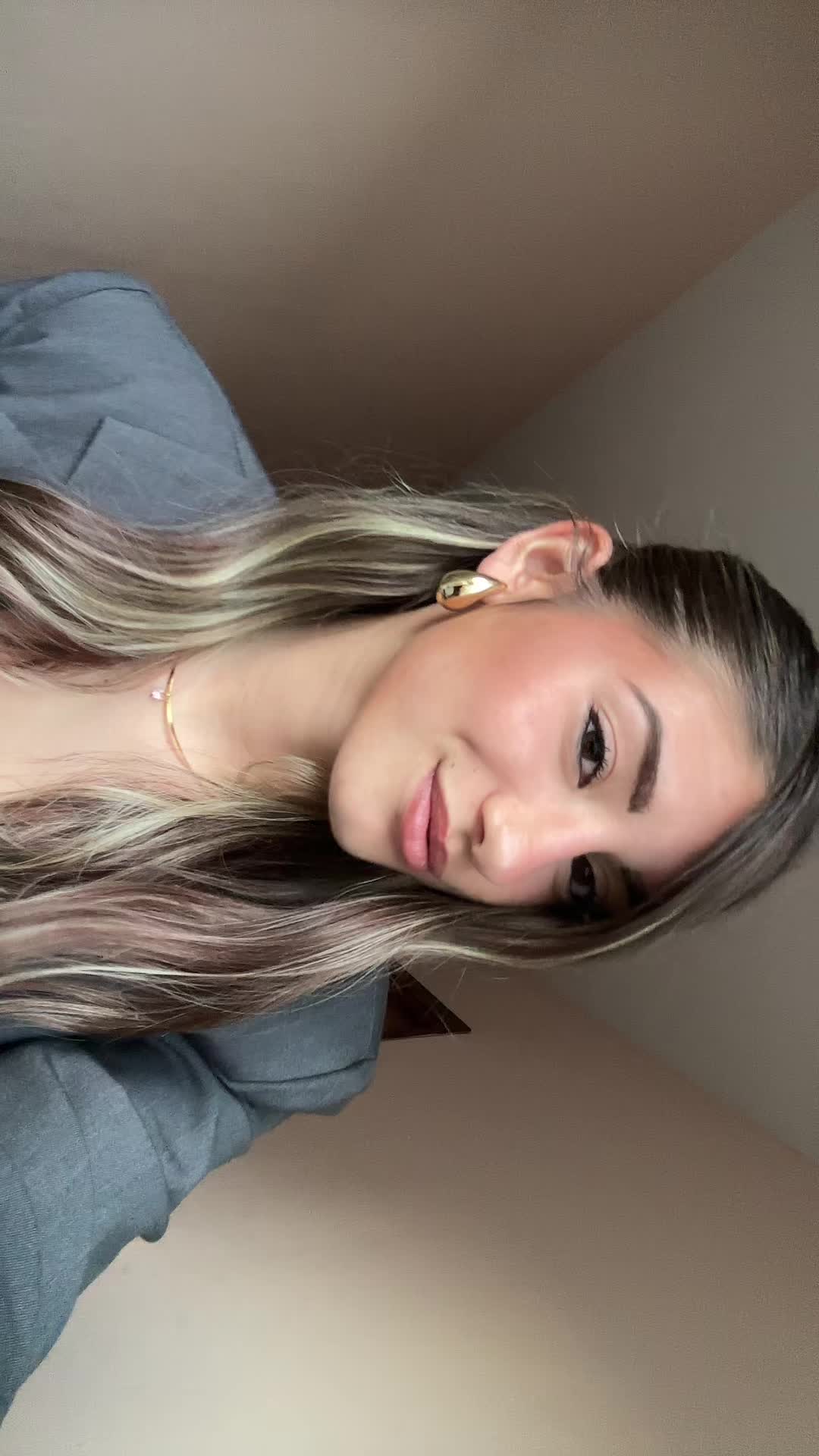 @Alexia🍒