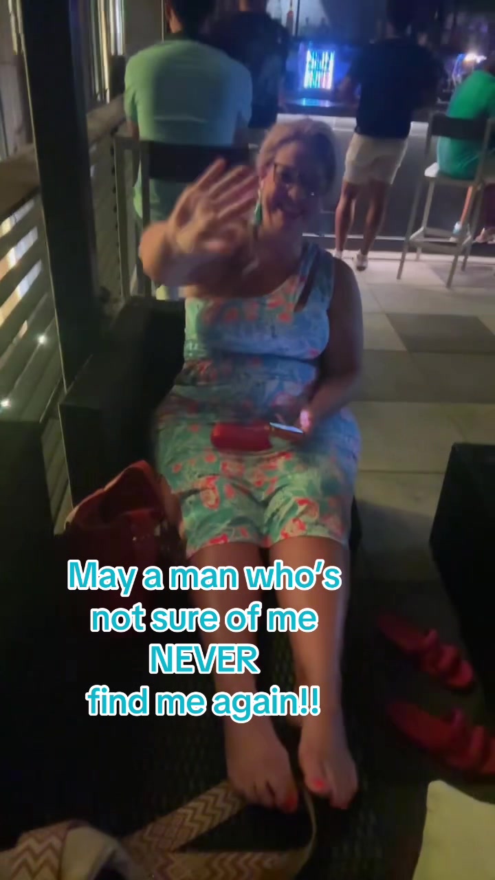 @Dee