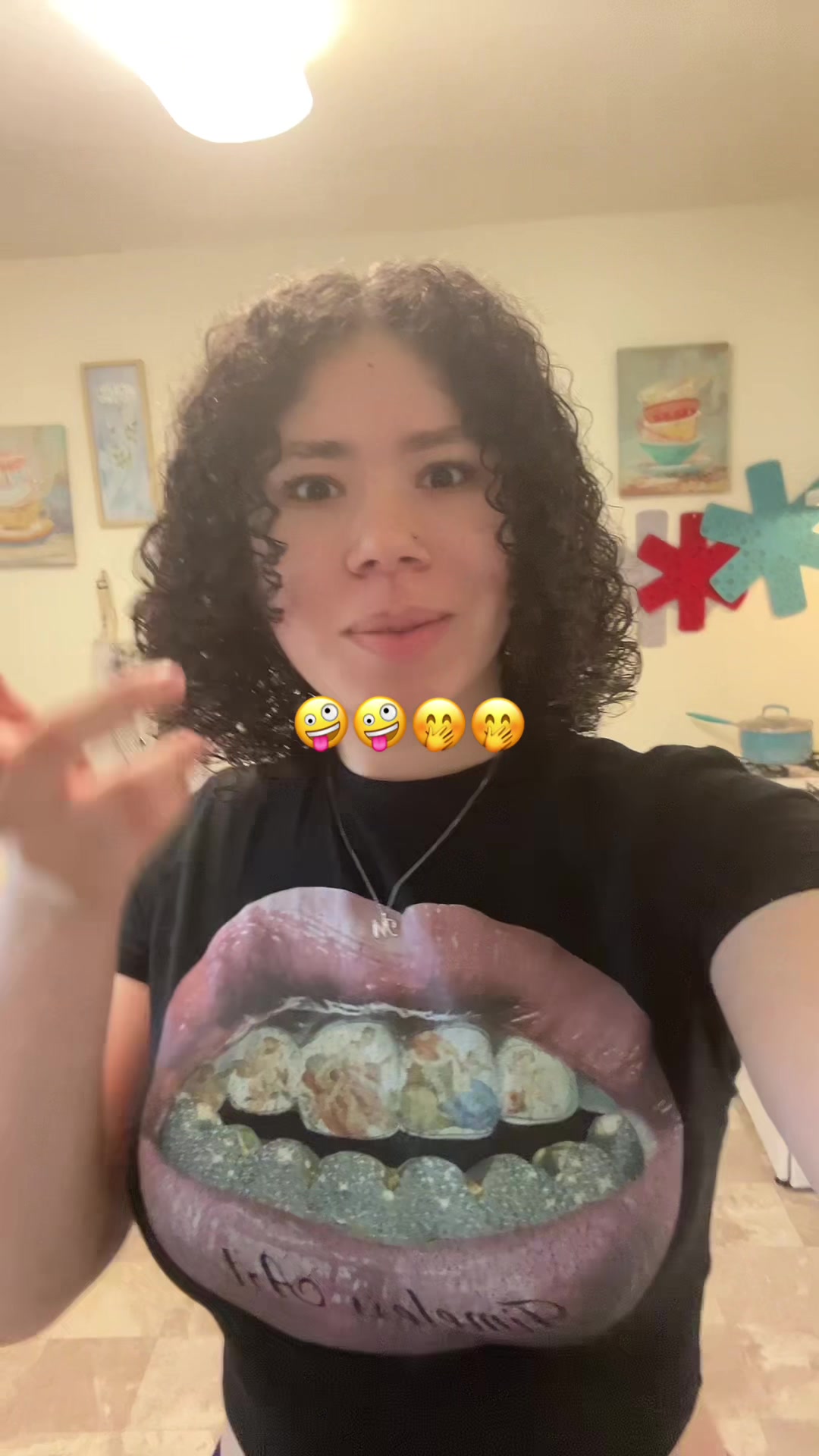 @🥰💋