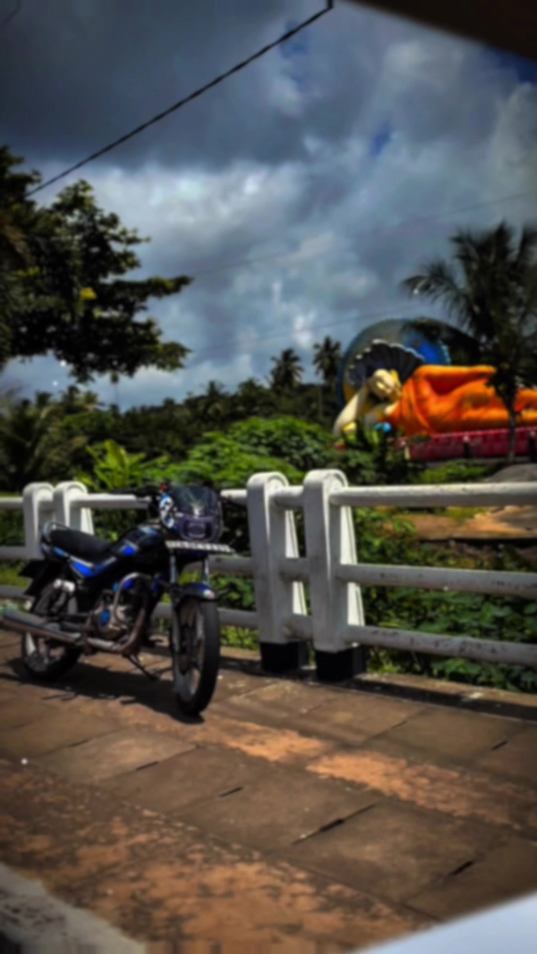 @𝗦𝗔𝗩𝗜𝗧𝗛𝗨 𝗥 perera