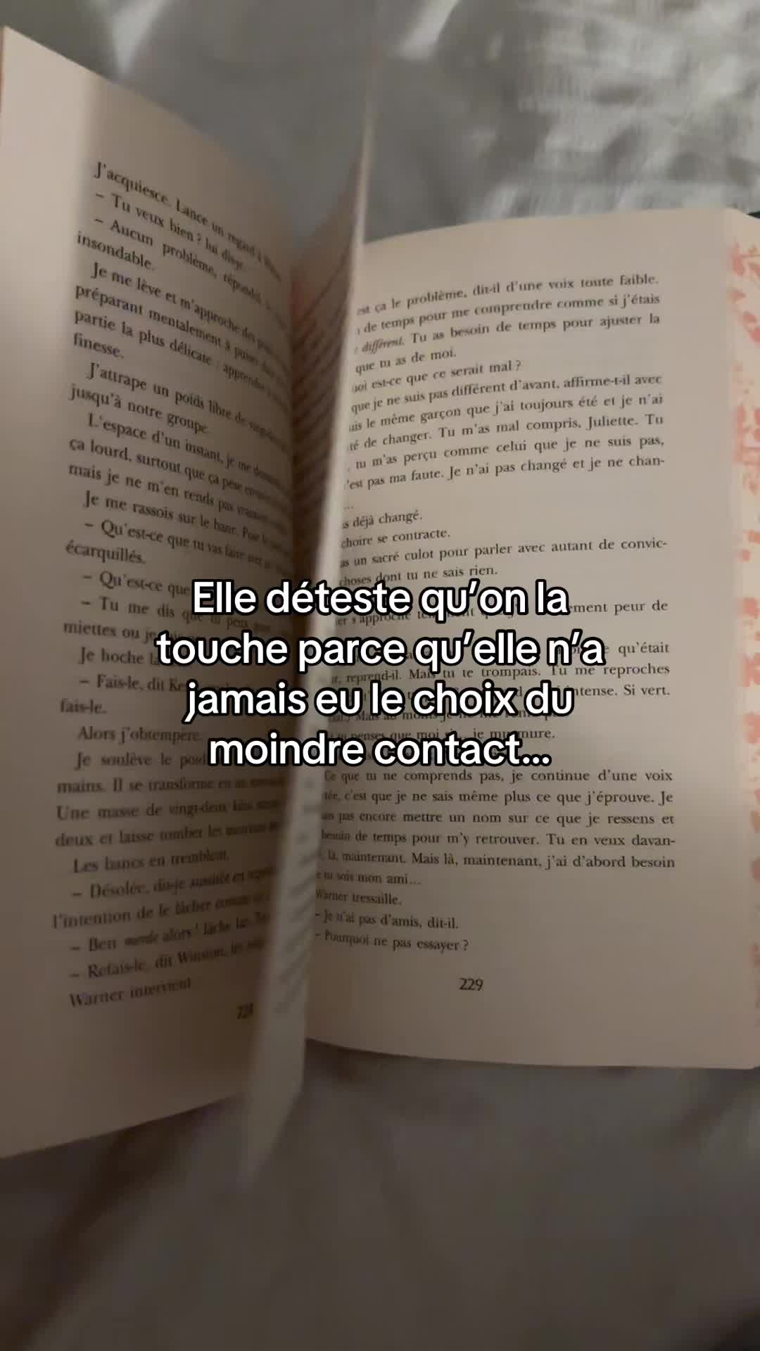 @𝑹𝒐𝒔𝒂 ♡