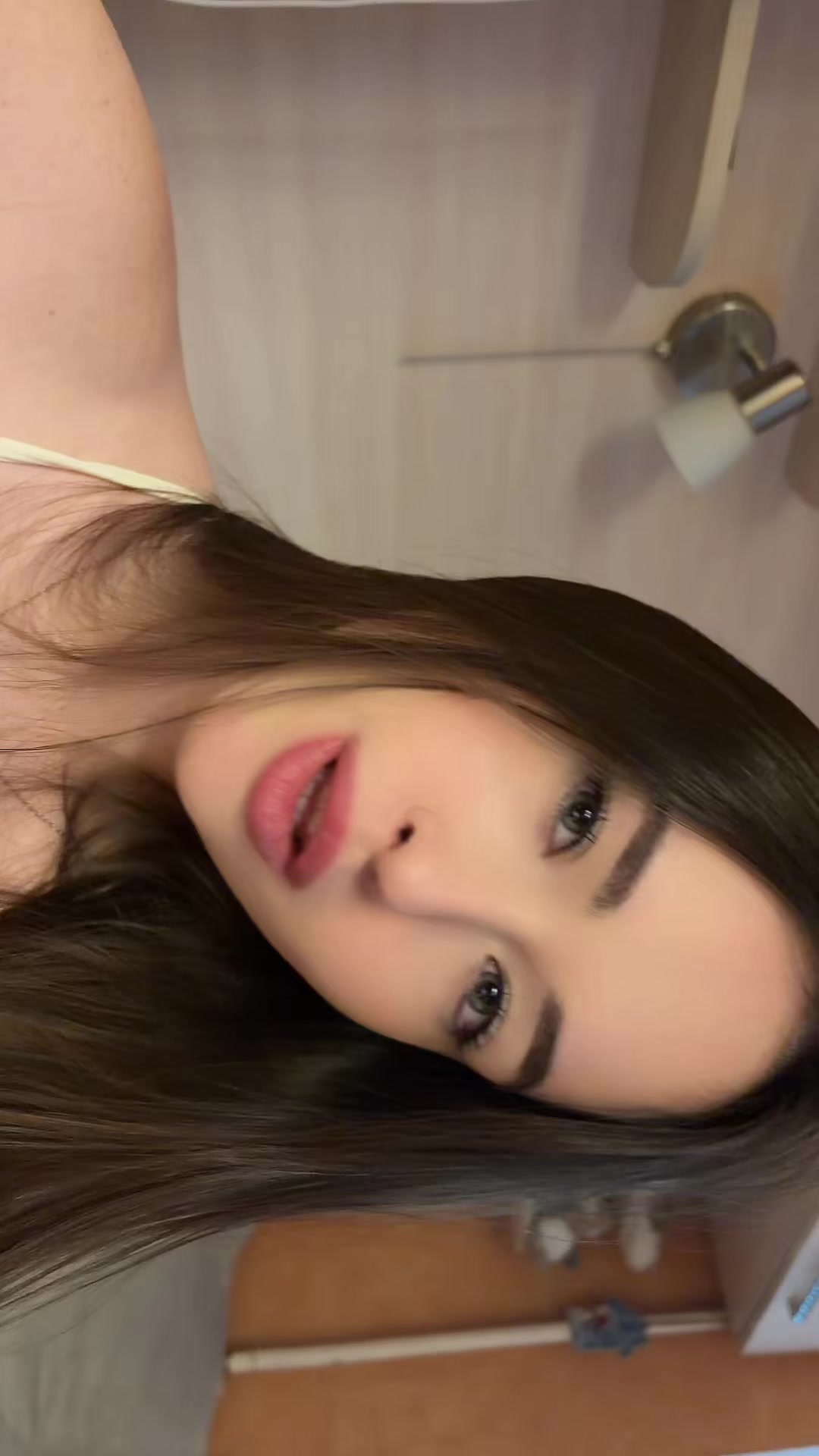 @🤍