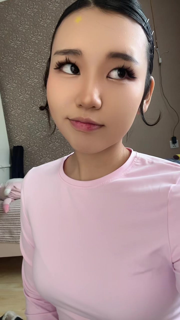 @8