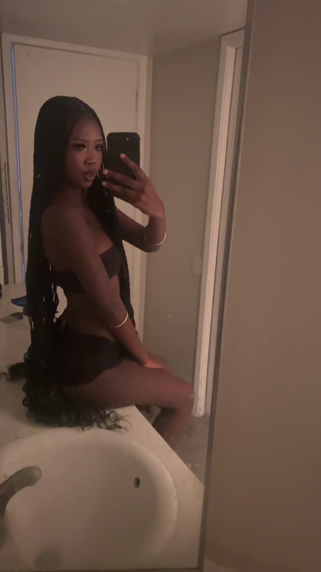 @𝐉𝐨𝐲 𝐑𝐞𝐧𝐞𝐞