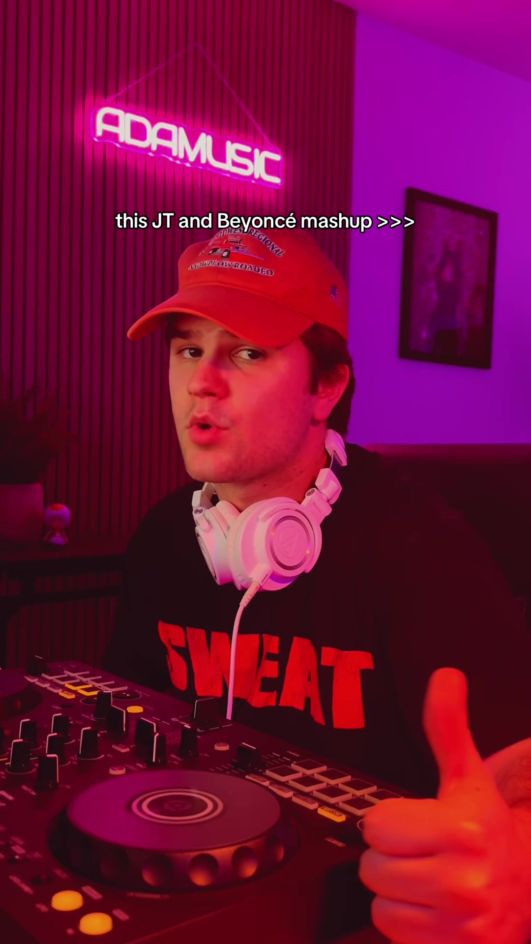 @Adamusic