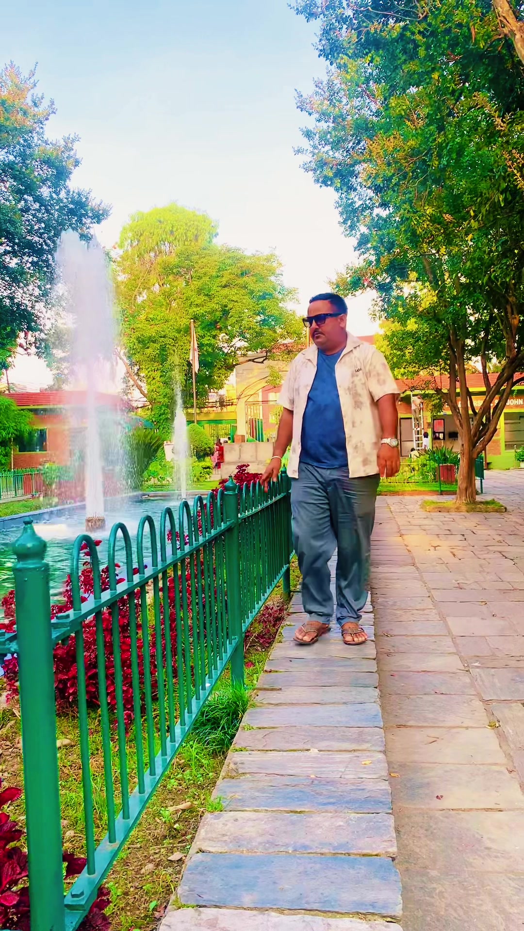 @प्रेम💔भिक्छु