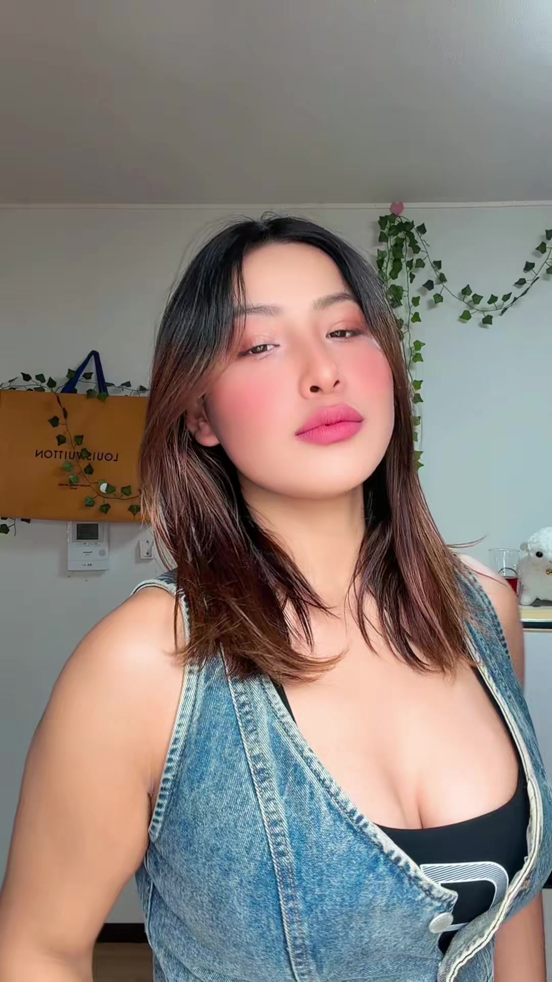@Lifewith _Aaista