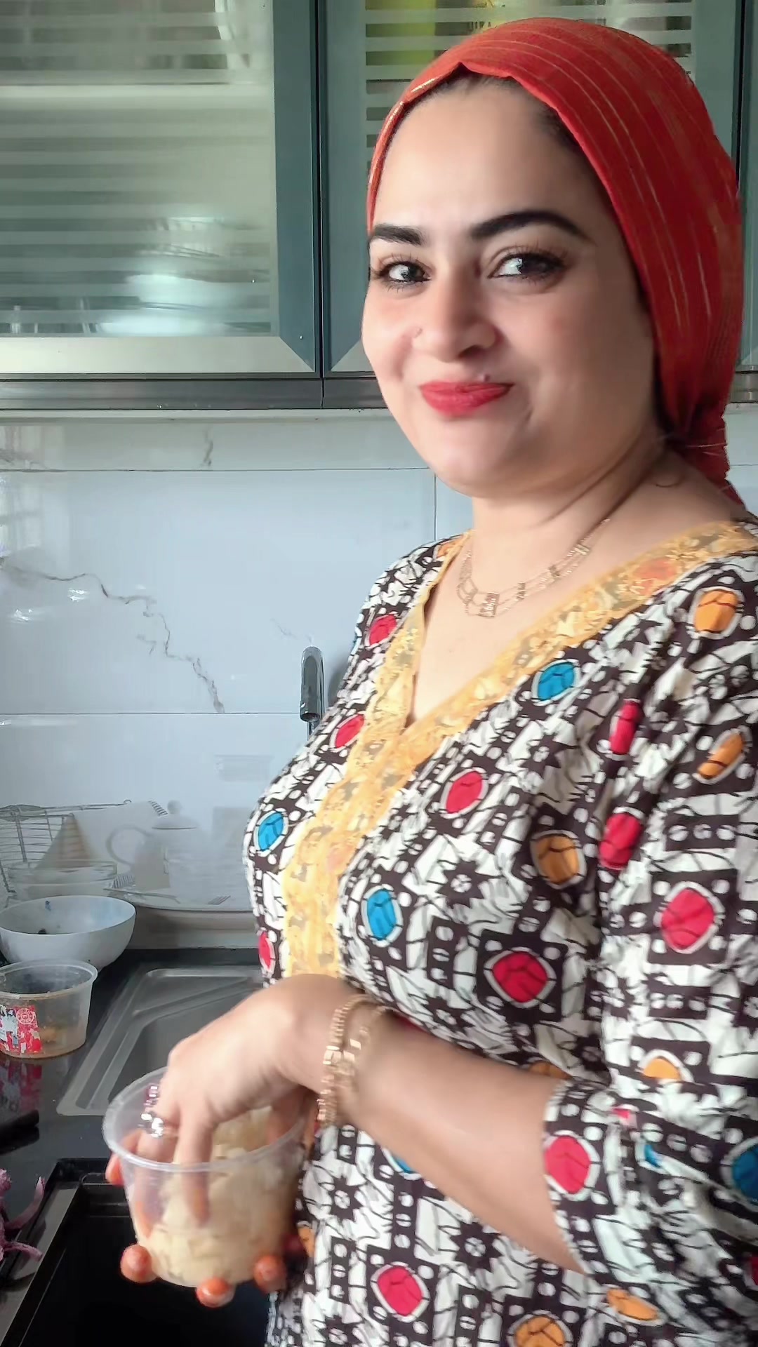 @പോന്നു മിന്നു