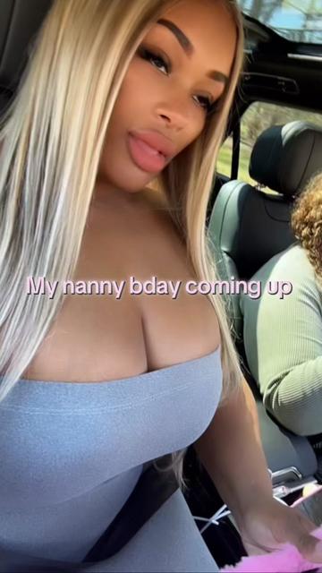 @Ashleythebombshell