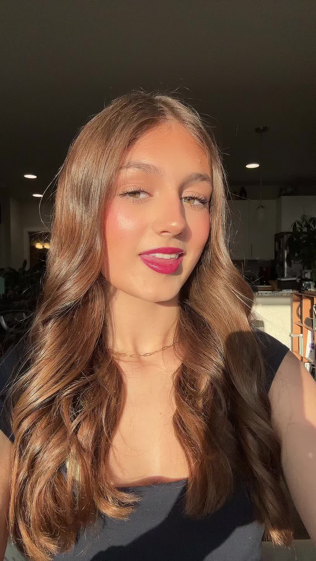 @ava🌚
