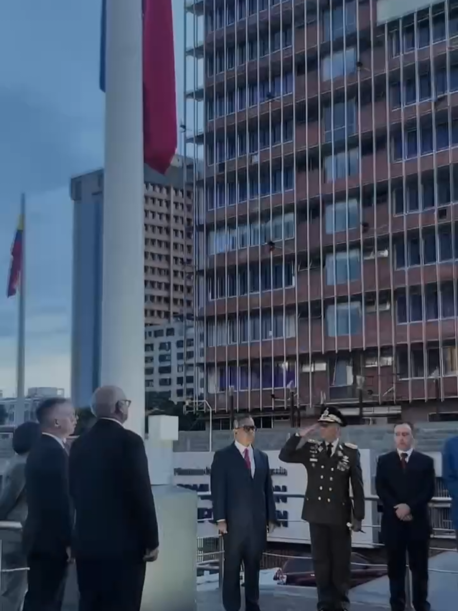 @EjercitoBolivariano